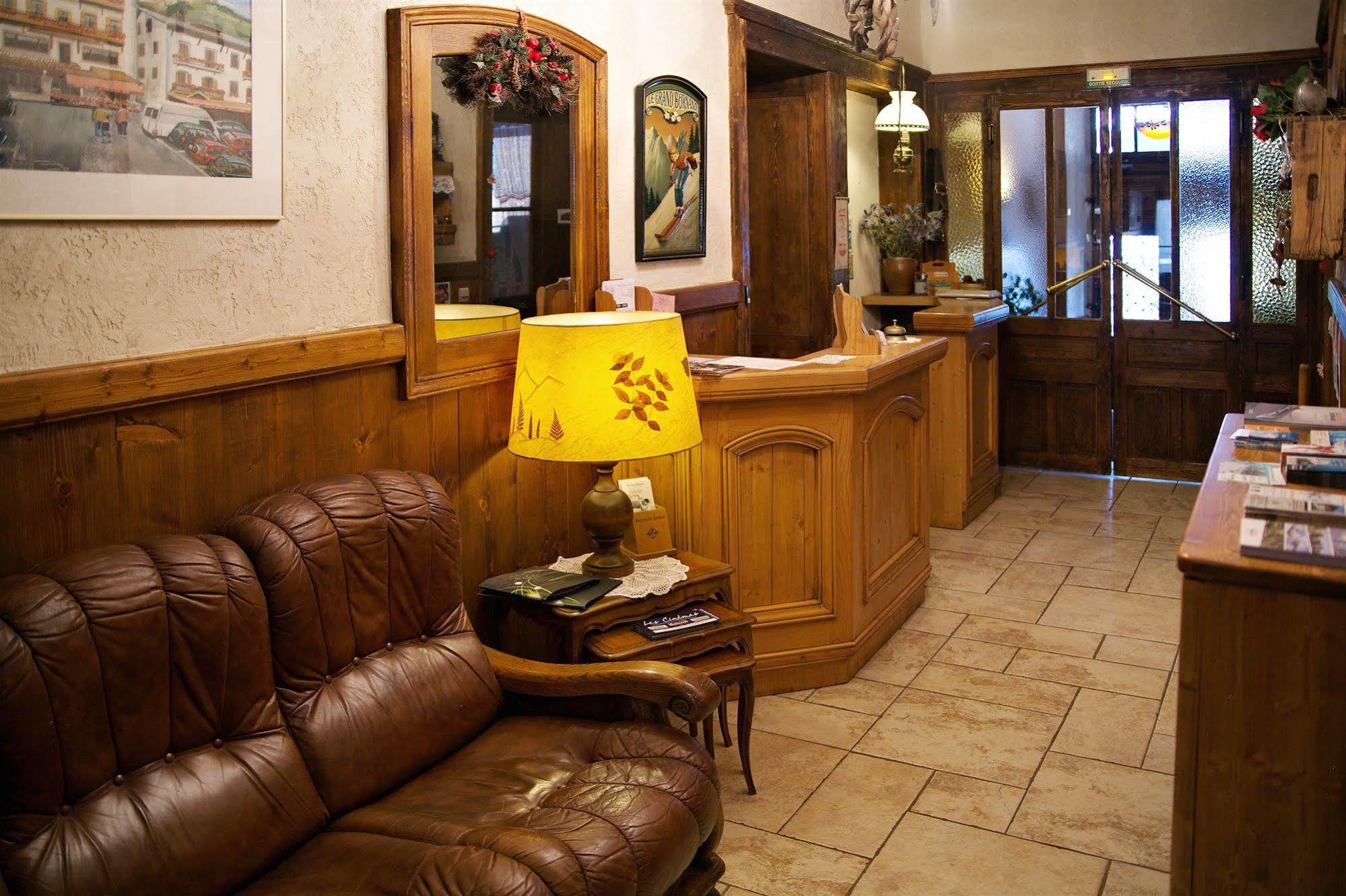 Hotel La Pointe Percee Le Grand-Bornand Bagian luar foto
